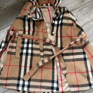 Burberry Girls coat/poncho